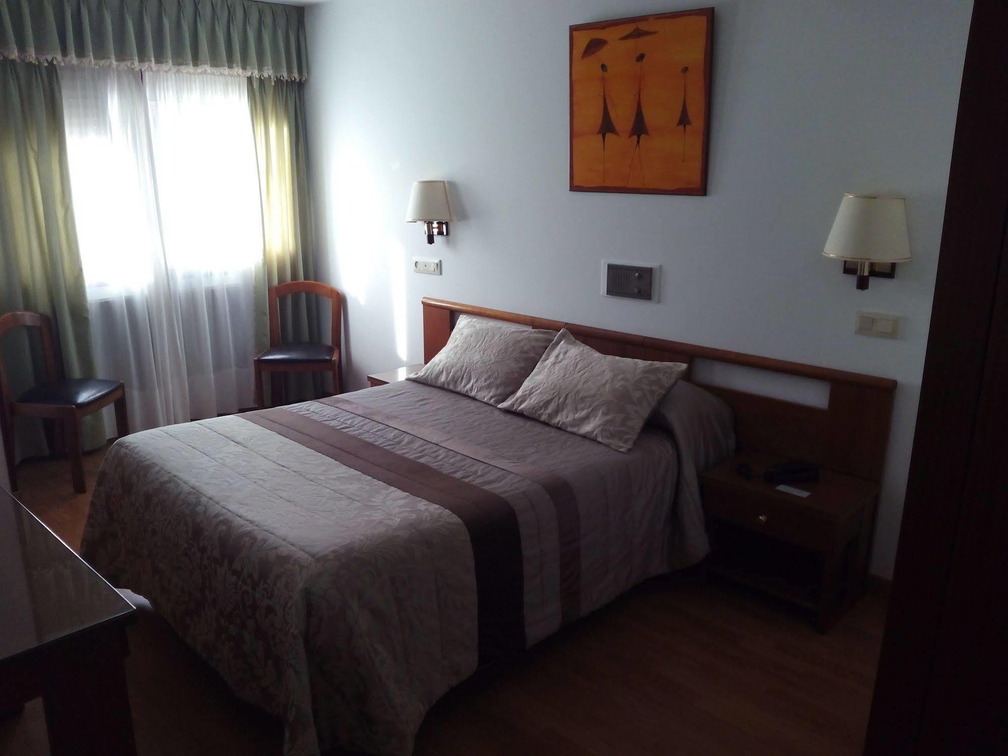 Hostal Palas Ла Коруня Екстериор снимка