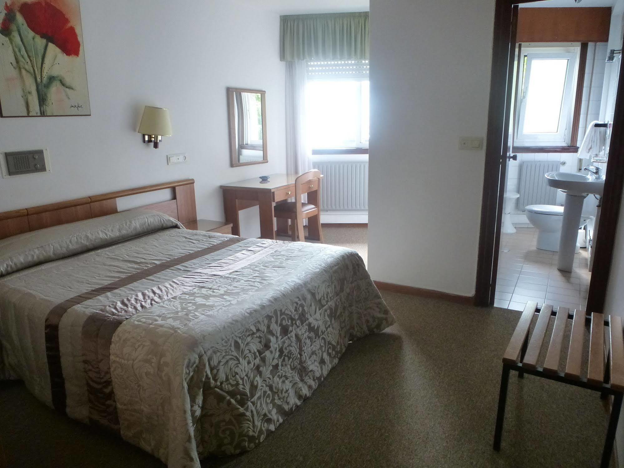 Hostal Palas Ла Коруня Екстериор снимка